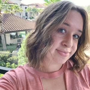 Meet your Posher, Katelyn